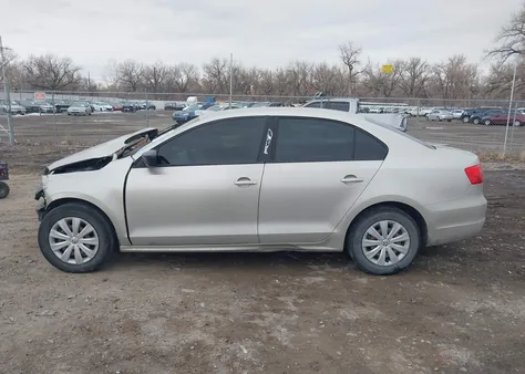 3VW2K7AJ9DM242868